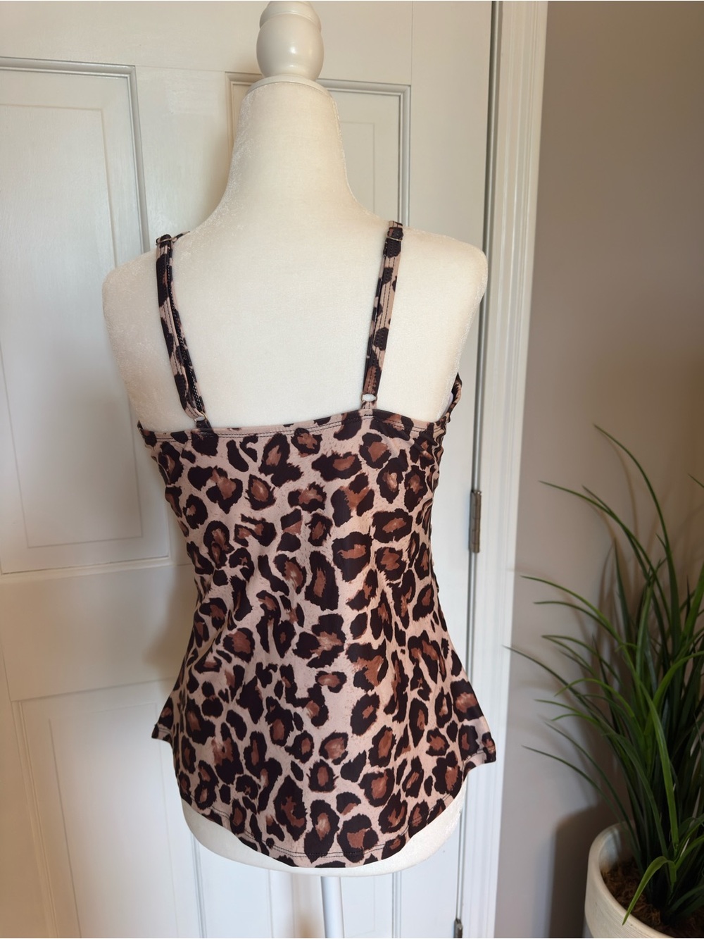 Leopard Print Halter Tankini Top - Picture 7 of 10